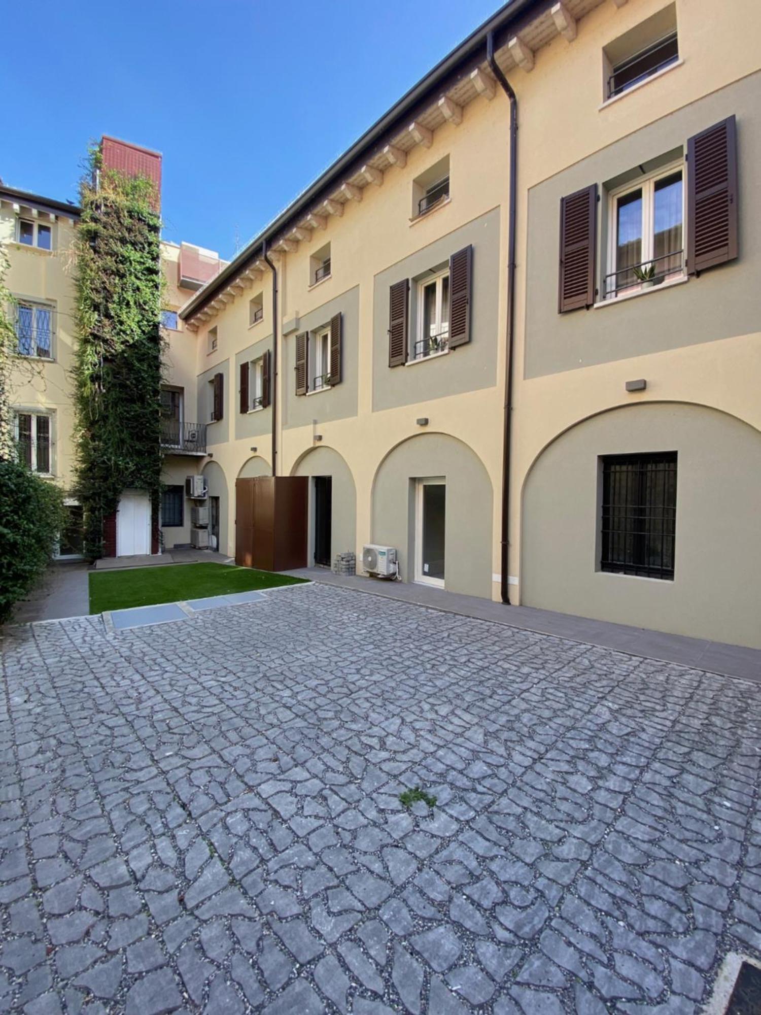 Malvezzi24 Boutique Rooms Desenzano del Garda Eksteriør billede